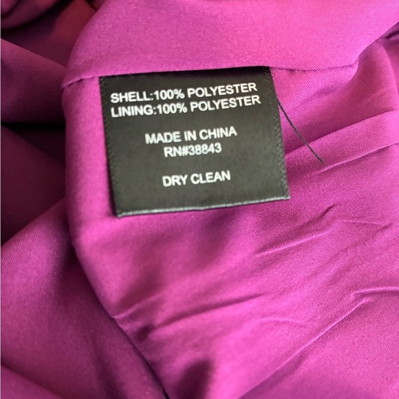 Sam Edelman Woman’s Fuschia Sheath Dress Sz 4 Sleeveless High Neck Deep Double V - Picture 7 of 7